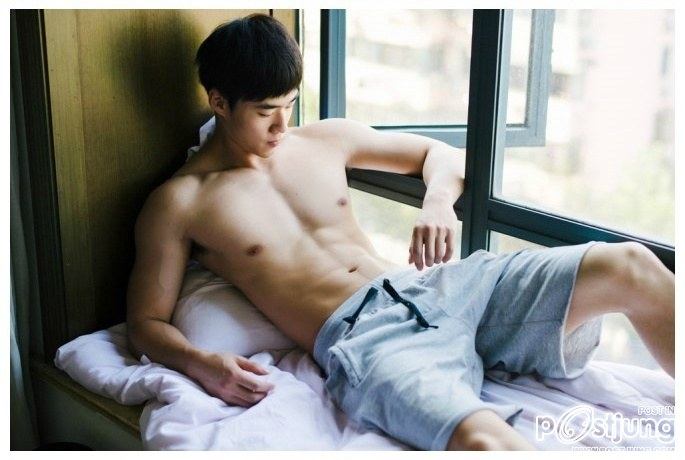 หนุ่มน้อยหุ่นดี้ดี ขนฟูมากกก