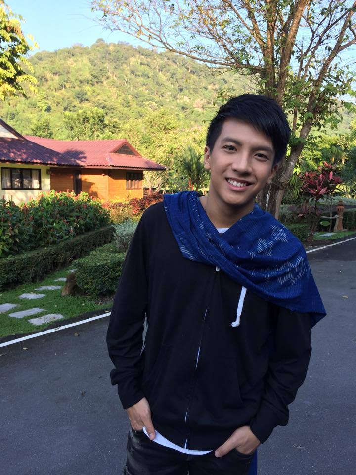 "เต๋า ภูศิลป์" นักร้องหมอลำที่หล่อที่สุดในประเทศไทย
