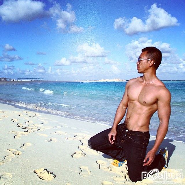 ถอดโชว์เรืองร่าง 743