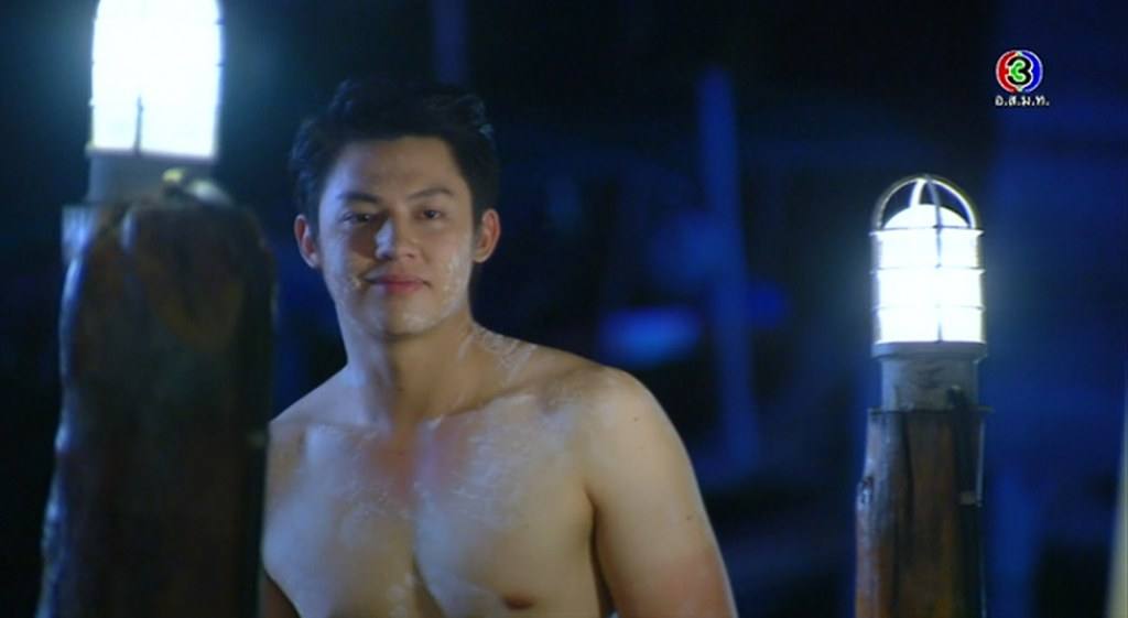 หลงฮักดาราไทยผ่านสัญญาณดาวเทียม