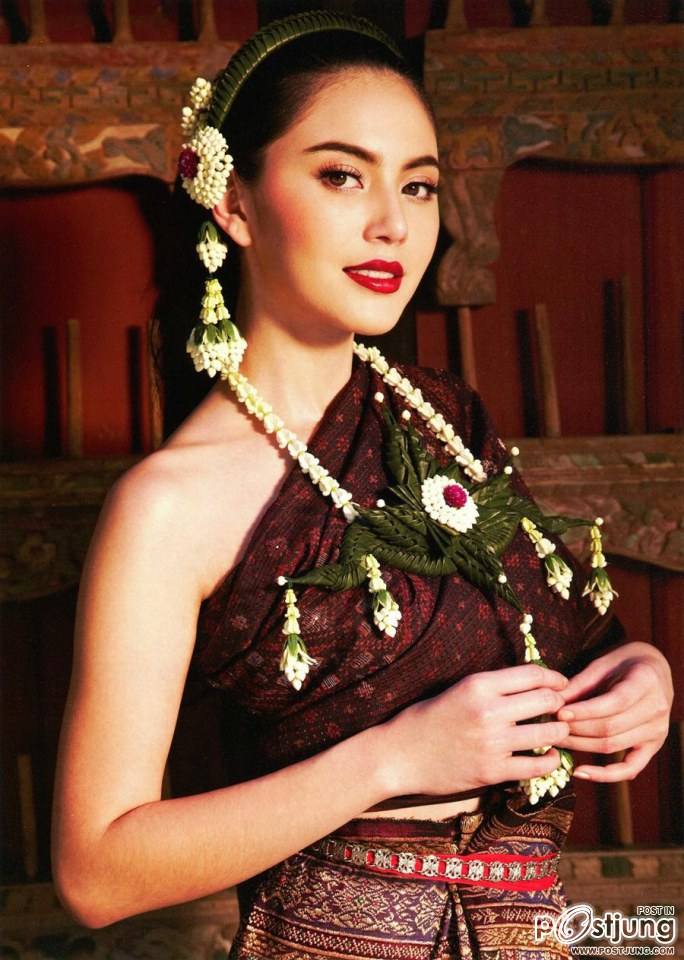 ใหม่-ดาวิกา โฮร์เน่ @ พลอยแกมเพชร vol.24 no.553 February 2015