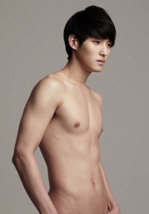 หนุ่มใสๆ