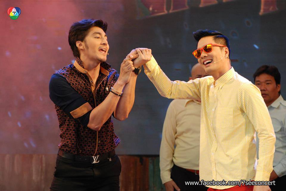 7 สีคอนเสิร์ตพิเศษ "คาดเชือก" มิกค์-โบว์-เคลลี่-จั๊กจั่น จัดเต็มถึงใจ-ถึงอารมณ์