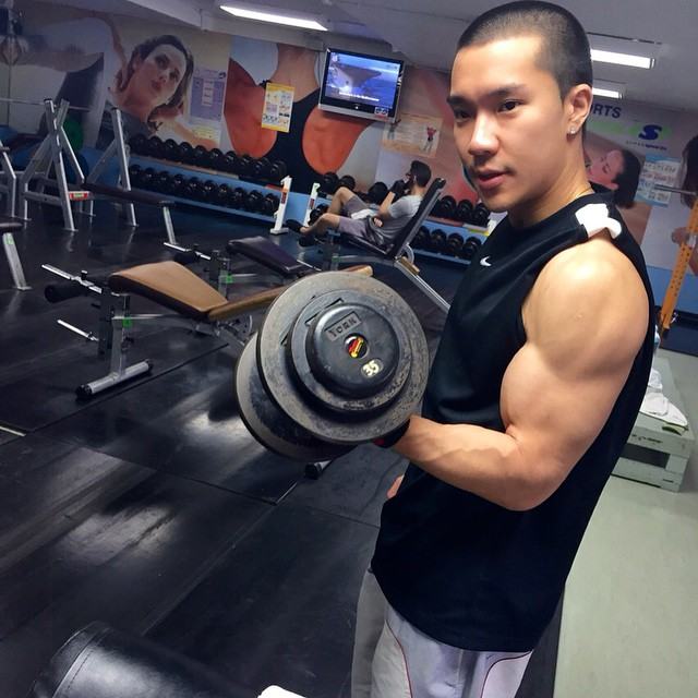 พี่ป๊อก จากClub friday ตอน ความลับของหัวใจที่ไม่มีจริง