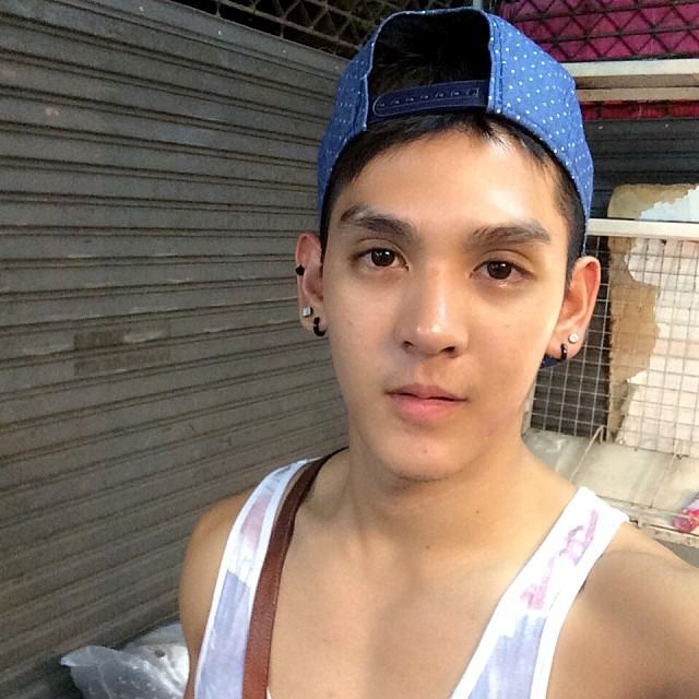 ขอเว้าค่อยๆข้อยมักเจ้าคนนี้ทังน่าฮักหุ่นดี,ธัญพิสิษฐ์ ไกรกังวาร (โฟร์ท) รด.เขาชนผี