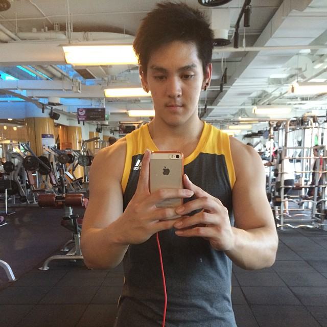 ขอเว้าค่อยๆข้อยมักเจ้าคนนี้ทังน่าฮักหุ่นดี,ธัญพิสิษฐ์ ไกรกังวาร (โฟร์ท) รด.เขาชนผี