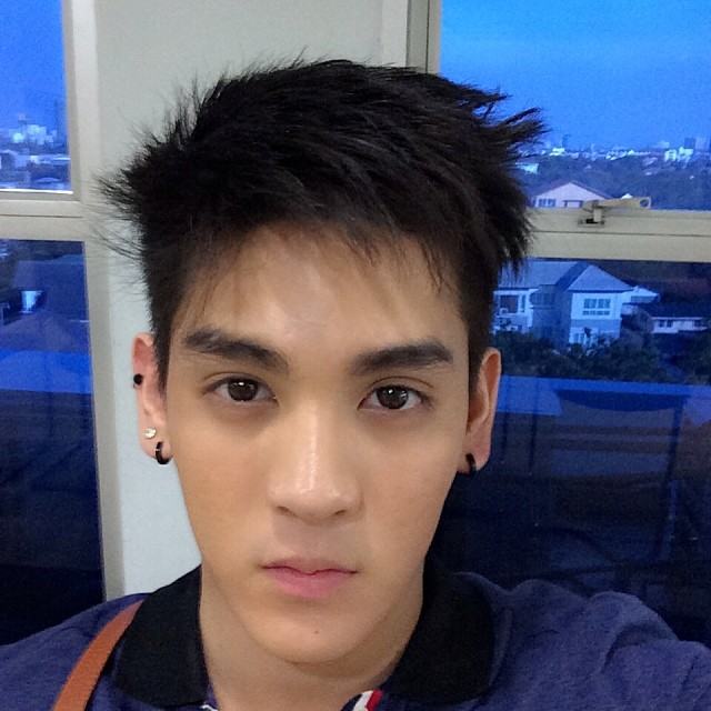 ขอเว้าค่อยๆข้อยมักเจ้าคนนี้ทังน่าฮักหุ่นดี,ธัญพิสิษฐ์ ไกรกังวาร (โฟร์ท) รด.เขาชนผี