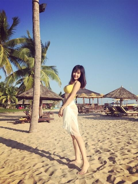 แหมฟินกันเลย ! บริษัทเลี้ยงปีใหม่ ด้วยสาวอกสะบึ้ม เดินแบบ