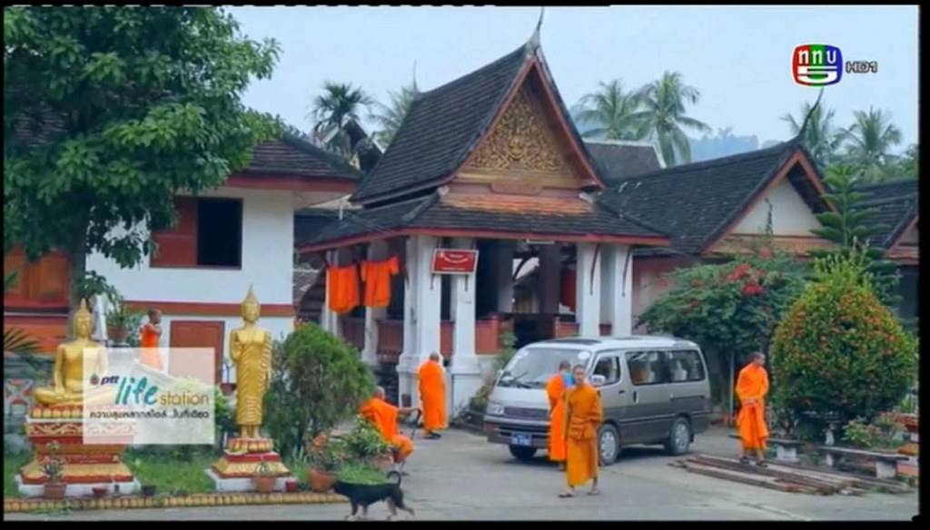 คำว่าพี่น้องนั้นก็คือมีสายเลือดเดียวกัน มาจากตระกูลเดียวกัน จะให้ตัดขาดกันได้แนวใด (ລາວ+ໄທ ลาว+ไทย)