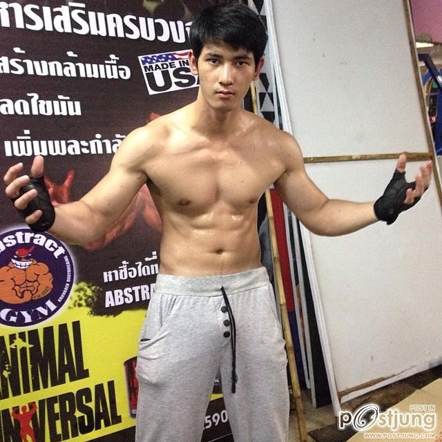 ร่างกายแข็งแรง แทงเจ็บ @บารวี 389