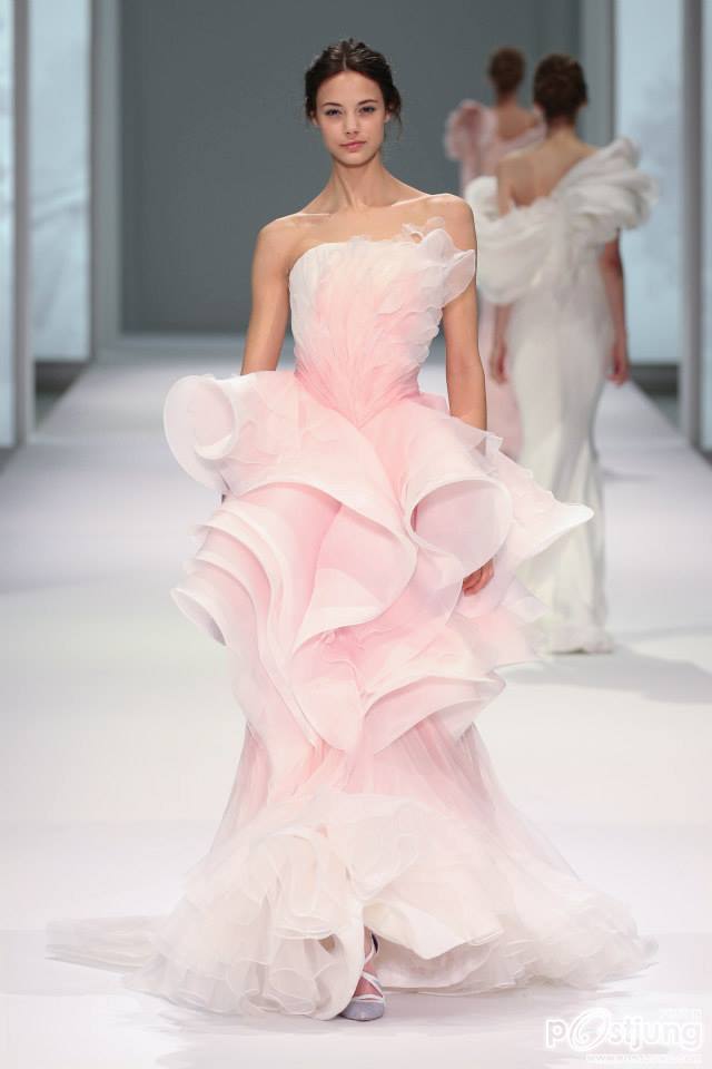 Ralph & Russo Spring 2015 Couture