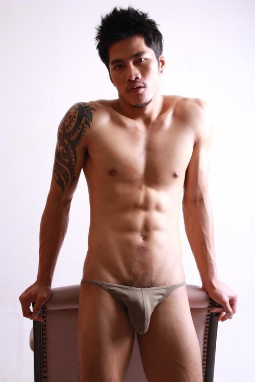 หนุ่มไทยจัดเต็ม 6