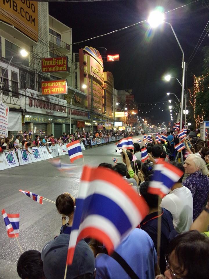 บรรยากาศการเเข่งขันจักรยานตอนกลางคืน Night Championships (ครั้งเเรกของโลก) กลางเมืองโคราช