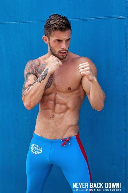 Male in LYCRA3