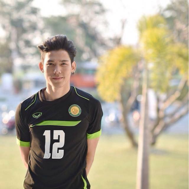 นักตบทีมเกษตรฯวีซี หล่อค่ะ