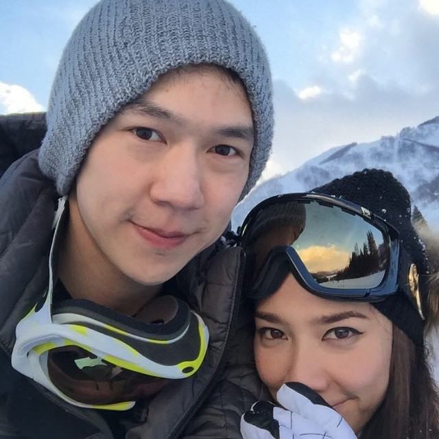 ซุปตาร์สาว "อั้ม พัชราภา" ควงหนุ่ม "เเอมป์ พิธาน" ไฮโซหมื่นล้านโชว์สวีทหวานไกลถึงญี่ปุ่น