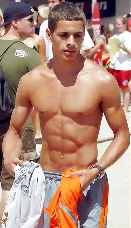 Boy on the Beach3