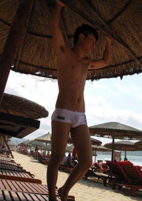 Boy on the Beach3