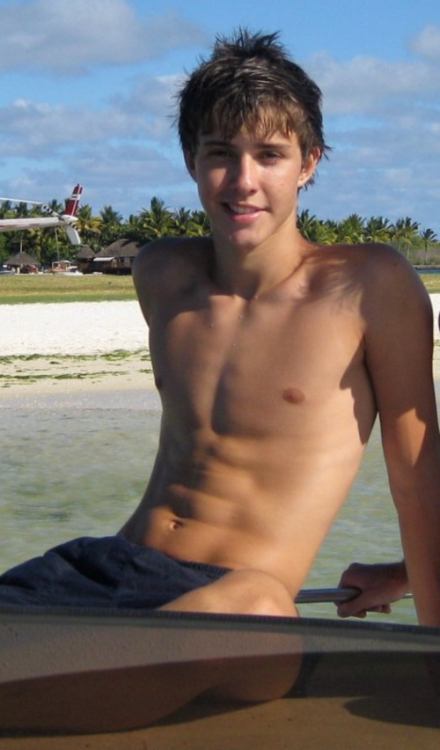 Boy on the Beach3