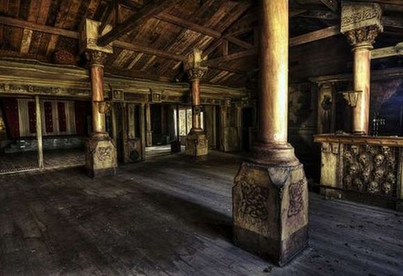 ร้านอาหารผีสิง เห็นแล้วสยอง ชวนขนหัวลุก