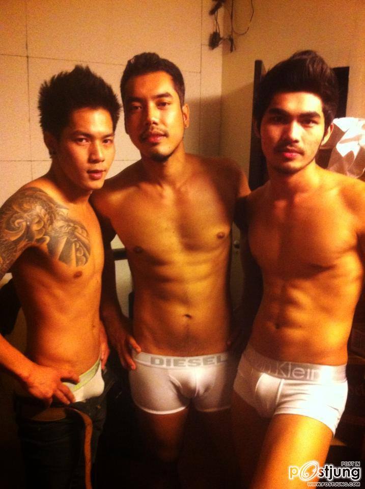 มั่วไปหมด