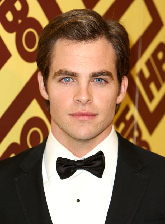 หนุ่มหล่อสุดเท่ มีเสน่ห์ที่ดวงตา