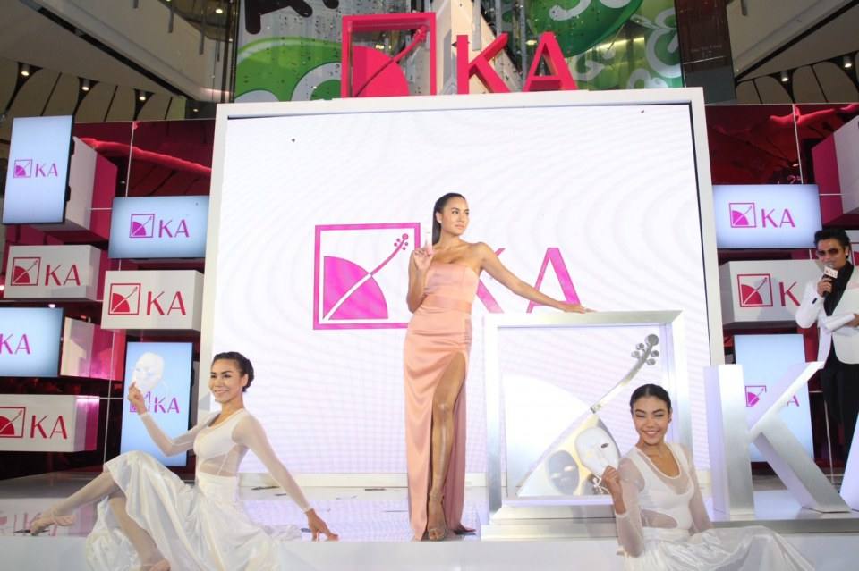 "เจนี่" สาวผิวสวยแห่งปีสุดแซ่บของ KA