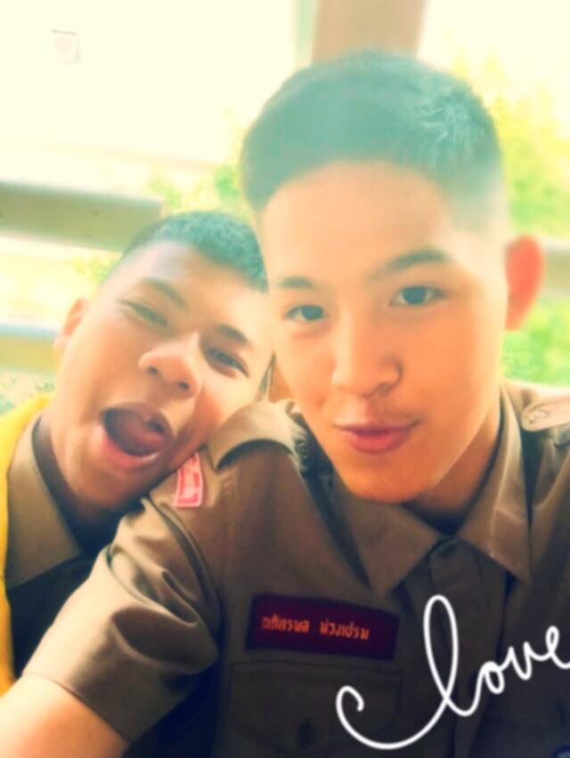 picนักบอลสวนกุหลาบ ฟินๆ