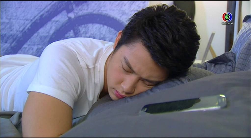 เตียงก๊วางกวางขอนอนนำแด่..หมาก.. นอนทับหลังคงอบอุ่นสุดๆ