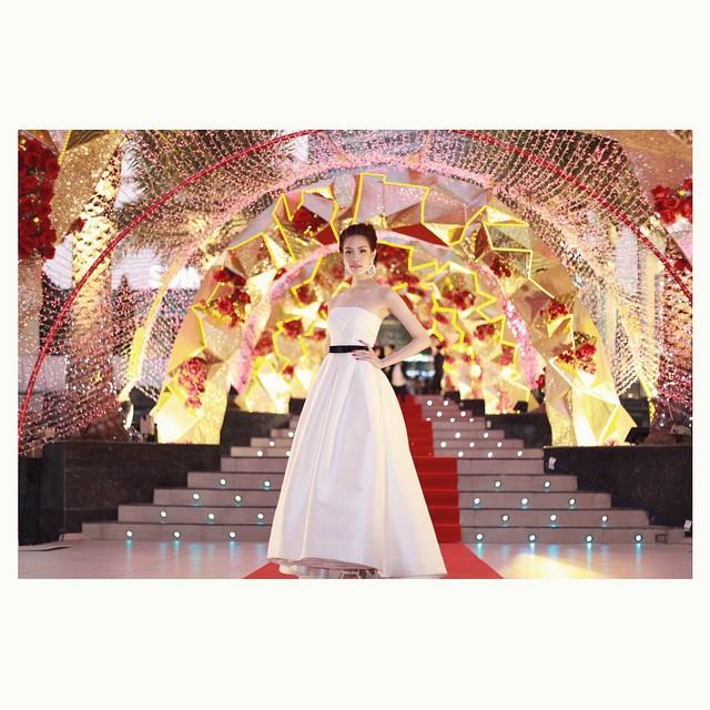"เกรซ กาญจน์เกล้า" สาวสวยบริ๊งออร่าของช่อง 7 ในงานเทศกาลภาพยนตร์ต่างประเทศ
