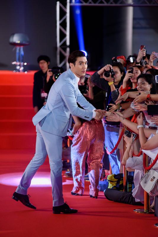 เก็บตก ซีวอน เดินพรมแดงงานเปิดตัว Dragon Blade