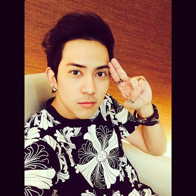 โอยฝันเฝื่องใจตุ๊มๆต่อมๆ แอบฮักเขาคนนี้เต็มๆจะเฮ็ดแนวใดดี[Mark Khanatsanan]