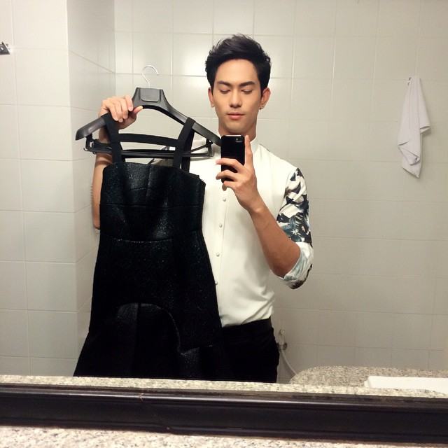 โอยฝันเฝื่องใจตุ๊มๆต่อมๆ แอบฮักเขาคนนี้เต็มๆจะเฮ็ดแนวใดดี[Mark Khanatsanan]