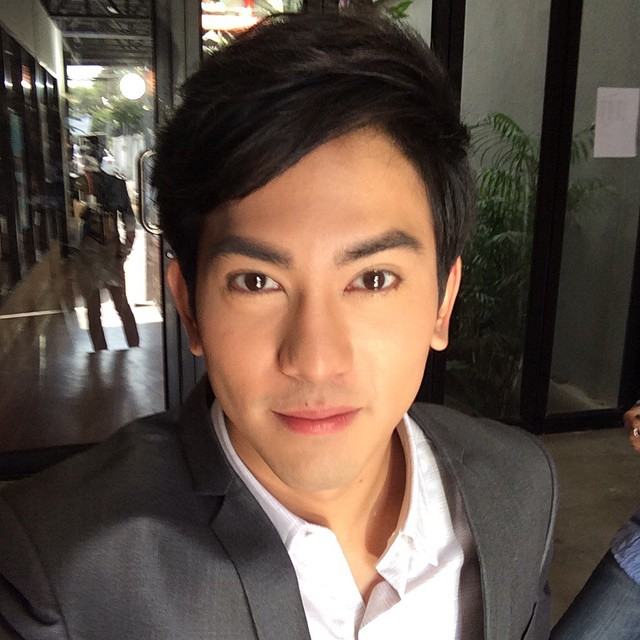 โอยฝันเฝื่องใจตุ๊มๆต่อมๆ แอบฮักเขาคนนี้เต็มๆจะเฮ็ดแนวใดดี[Mark Khanatsanan]