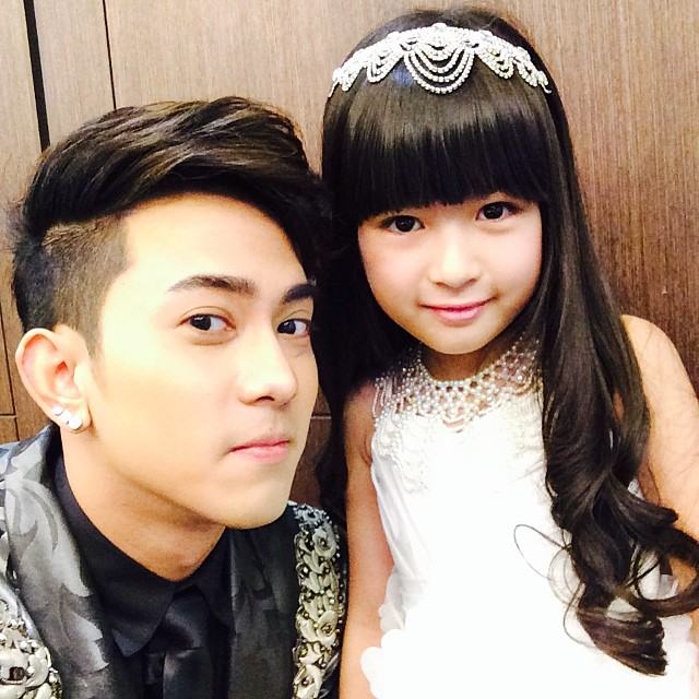โอยฝันเฝื่องใจตุ๊มๆต่อมๆ แอบฮักเขาคนนี้เต็มๆจะเฮ็ดแนวใดดี[Mark Khanatsanan]