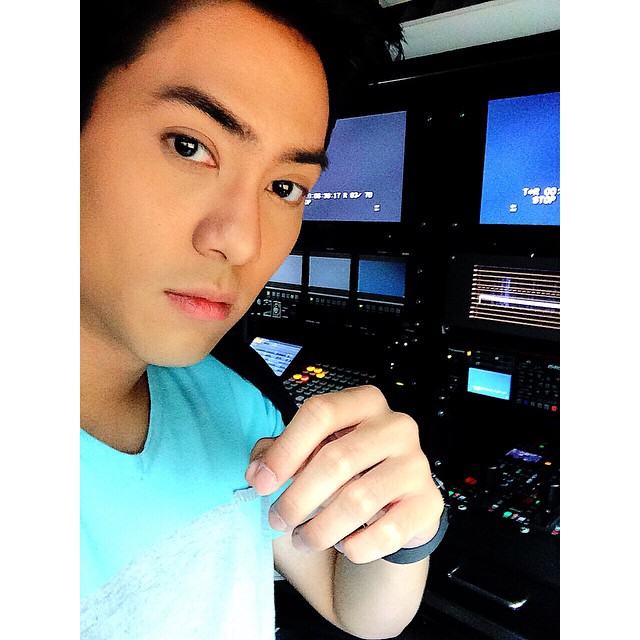 โอยฝันเฝื่องใจตุ๊มๆต่อมๆ แอบฮักเขาคนนี้เต็มๆจะเฮ็ดแนวใดดี[Mark Khanatsanan]