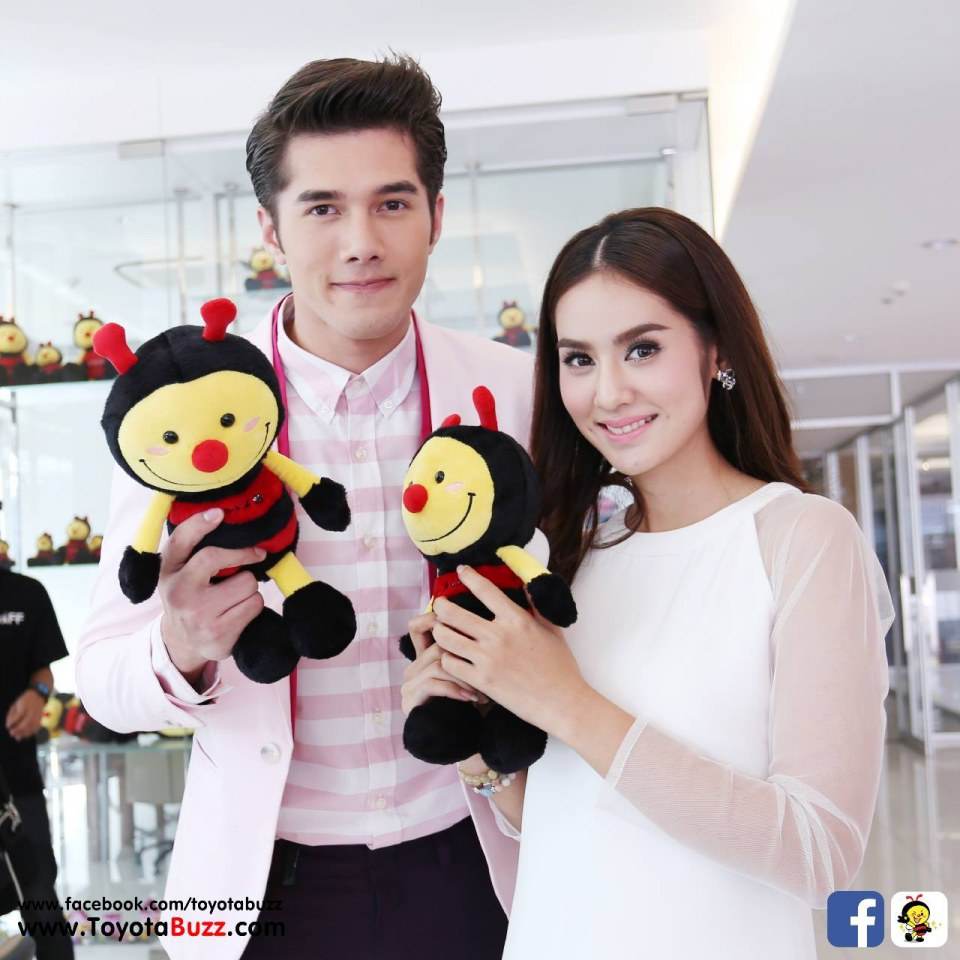 มิกทองระย้ากับมะนาวศรศิลป์ที่โตโยต้าบัสส์