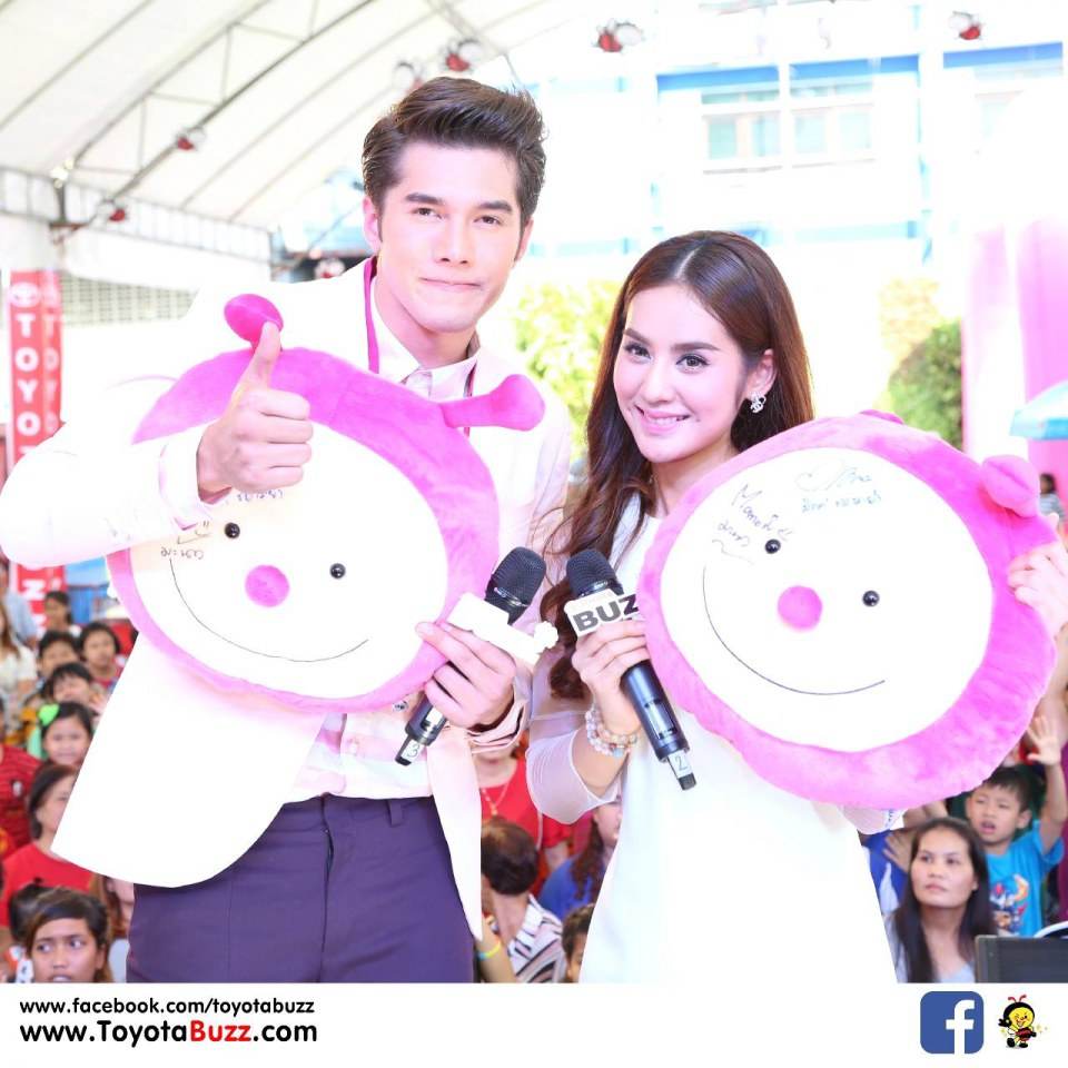 มิกทองระย้ากับมะนาวศรศิลป์ที่โตโยต้าบัสส์