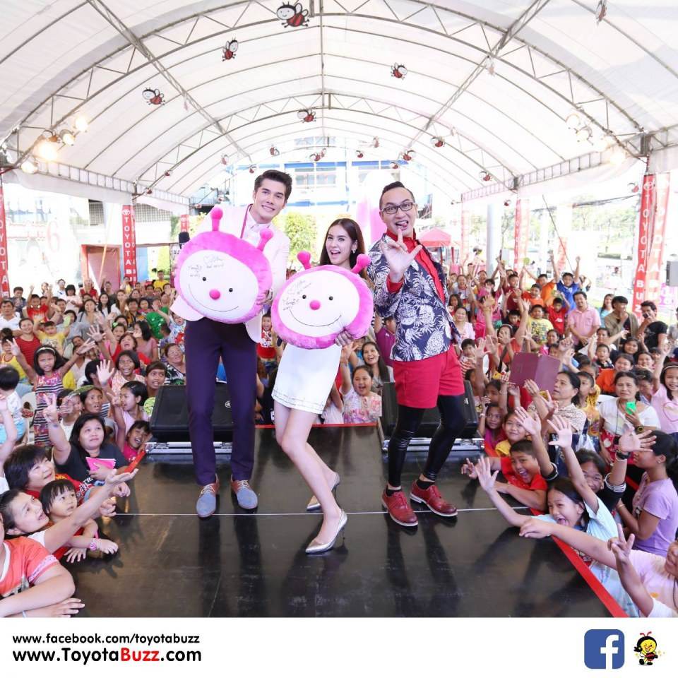 มิกทองระย้ากับมะนาวศรศิลป์ที่โตโยต้าบัสส์