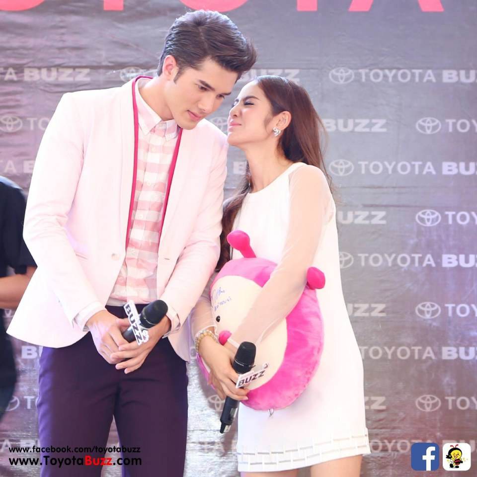 มิกทองระย้ากับมะนาวศรศิลป์ที่โตโยต้าบัสส์