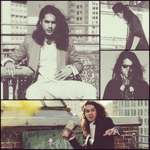 Avan Jogia นักแสดงจากหนังเกย์เรื่อง I Am Michael ...โชว์หล่อเป้าเด้งได้