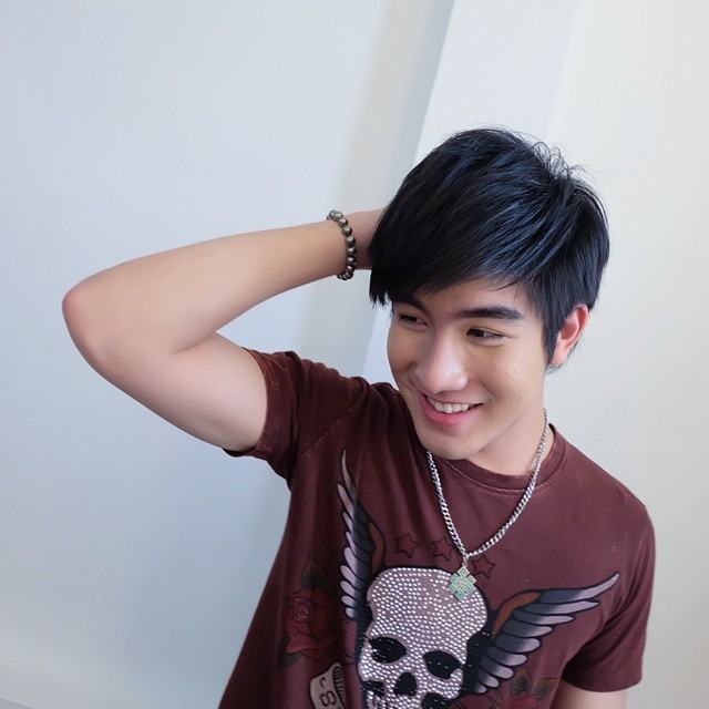 เข้ามาทังสองเลยเจ้า(เมฆ & วิคเตอร์ )