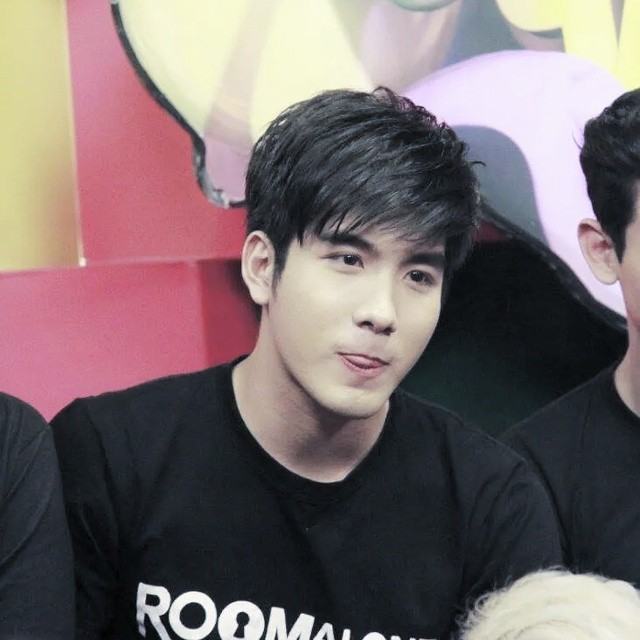 เข้ามาทังสองเลยเจ้า(เมฆ & วิคเตอร์ )