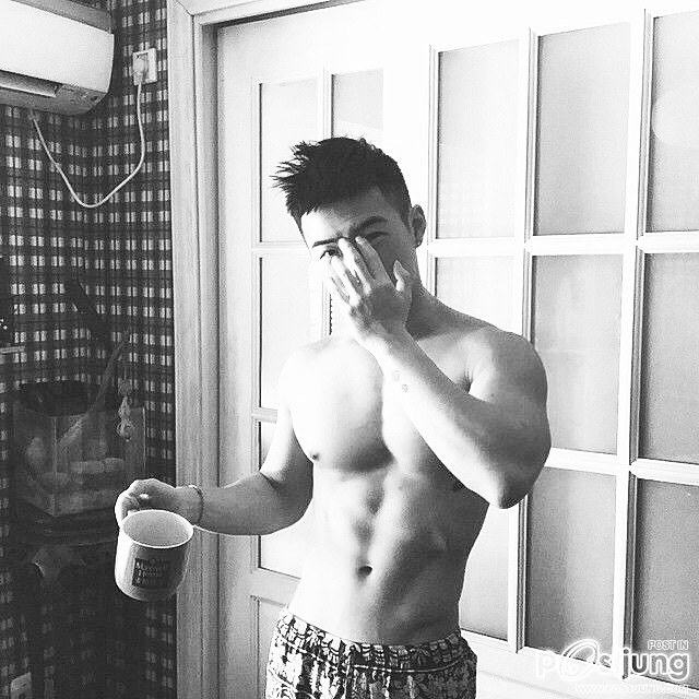 หล่อบ้างน่ารักบ้าง ๑๙