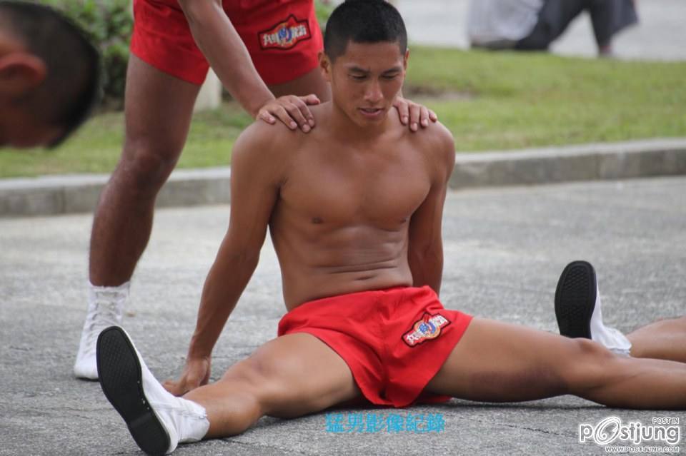 นักรบแดง