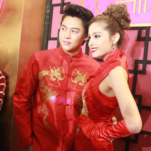 ขวัญ อุษามณี__งานตรุษจีน@ The Mall บางกะปิ [17/02/2015]