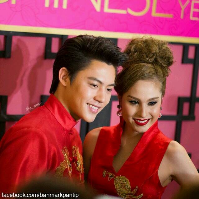 ขวัญ อุษามณี__งานตรุษจีน@ The Mall บางกะปิ [17/02/2015]