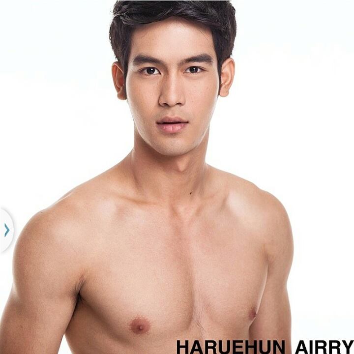 ว้าว !! พระเอกใหม่ถอกด้าม  " จิณ จิณณะ " ใหญ่ไม่เบานะเนี่ย