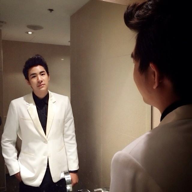 ช่วยดูหน่อย คิดว่าคนนี้เป็นปะ ???