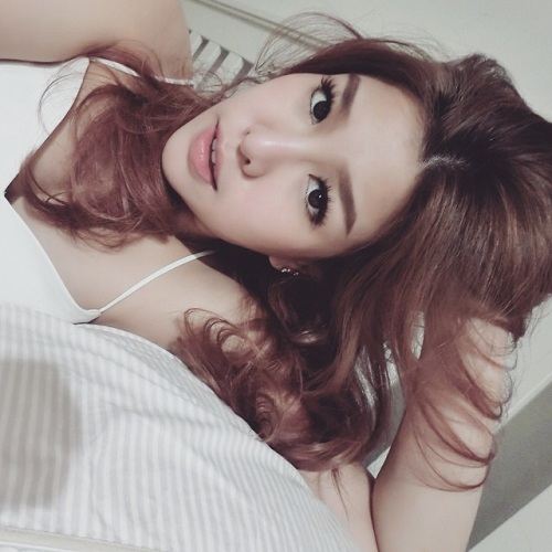 สวยเป๊ะ แบบฉบับ "ฝ้าย Am Fine"